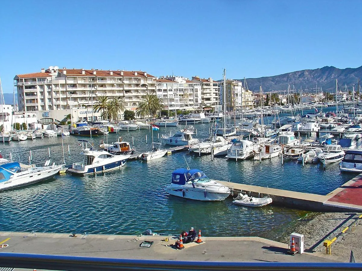 Apartment Del Port-3 By Interhome